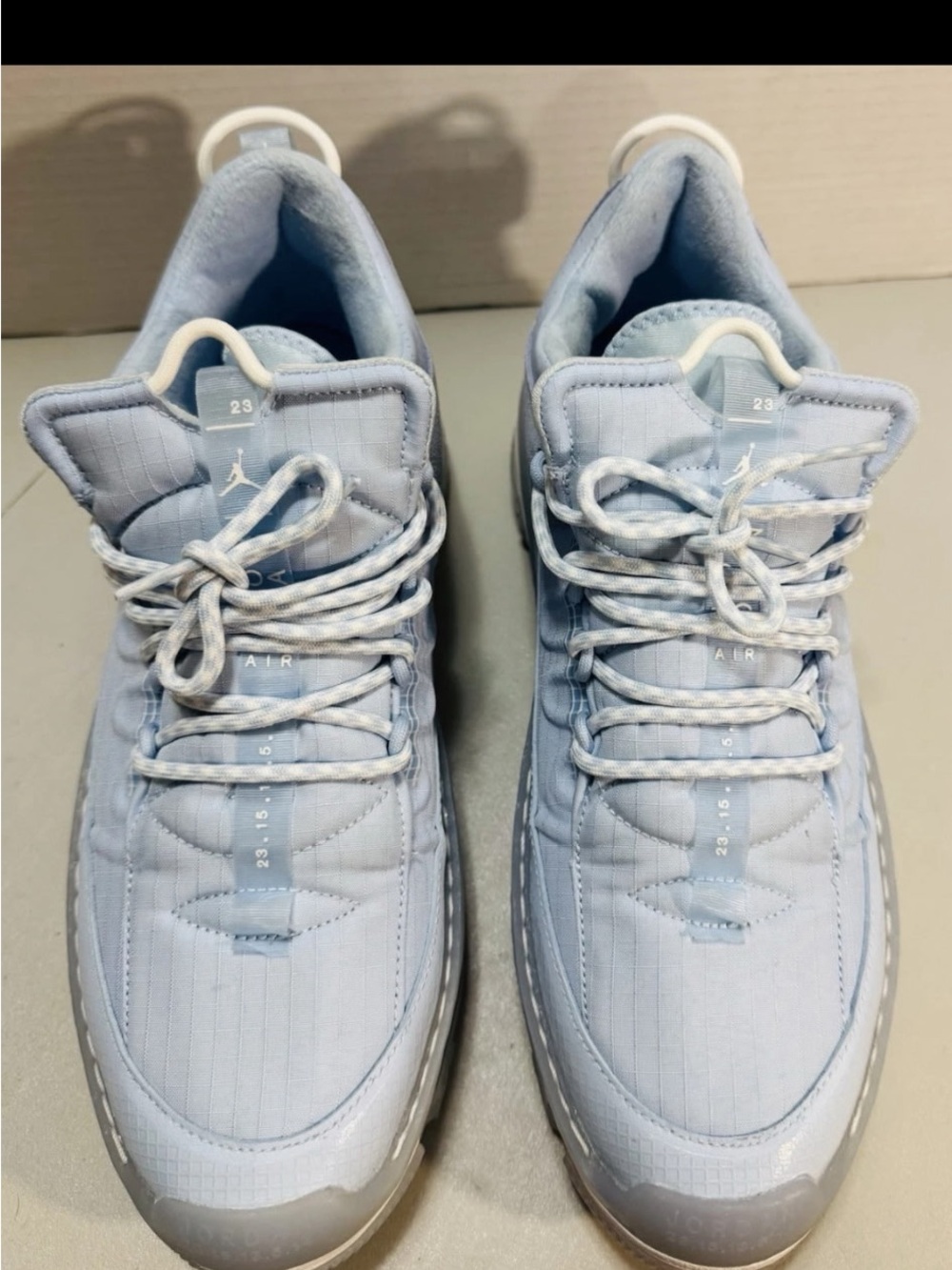 Jordan Pale Blue Low-Top Sneakers ( man 10,5 women 9,5 )